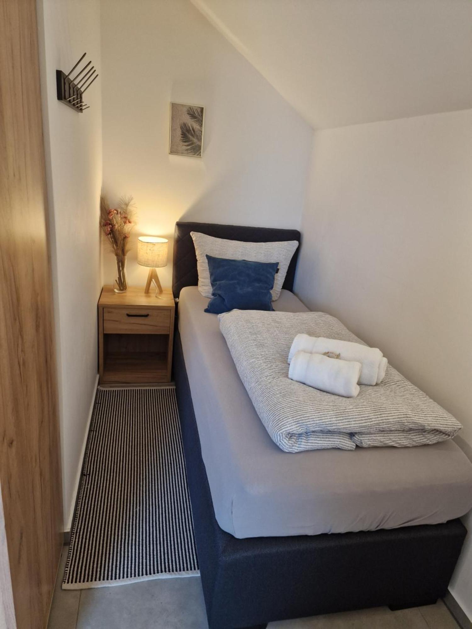 Ferienwohnung - Nachtigall 1 Bad Hersfeld Εξωτερικό φωτογραφία